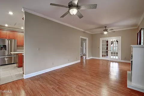 Living - 1000 Quail Run Erwin Tn 37650, Erwin, TN 37650 photo 3 of 4