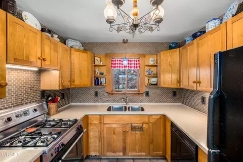 Kitchen - 500 Urbana Road Limestone Tn 37681, Limestone, TN 37681 photo 1 of 3