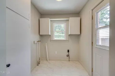 Other - 215 Cherry Lane Bristol Va 24201, Bristol, VA 24201 photo 5 of 6