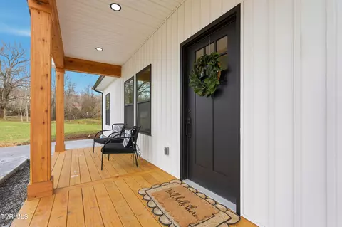 Exterior - 417 Elbert Way Bristol Va 24202, Bristol, VA 24202 photo 3 of 7