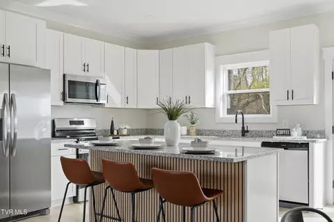 Kitchen - 417 Elbert Way Bristol Va 24202, Bristol, VA 24202 photo 1 of 3