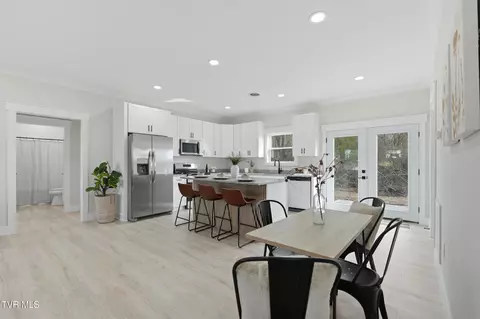 Dining - 417 Elbert Way Bristol Va 24202, Bristol, VA 24202 photo 1 of 1