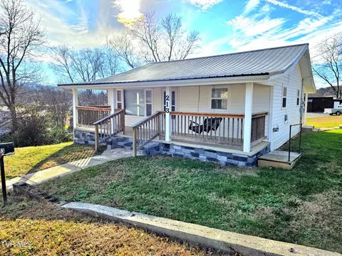 213 Front Street Newport Tn 37821, Newport, TN 37821