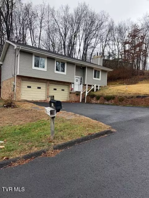 226 Shadow Hill Lane Bristol Va 24201, Bristol, VA 24201
