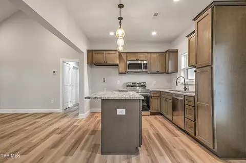 Kitchen - 3270 Old State Route 34 Limestone Tn 37681, Limestone, TN 37681 photo 5 of 9