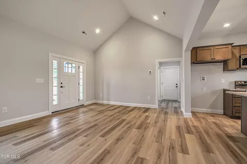 Entry Way - 3270 Old State Route 34 Limestone Tn 37681, Limestone, TN 37681 photo 1 of 1