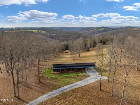 393 Holt Ridge Road Tazewell Tn 37879, Tazewell, TN 37879