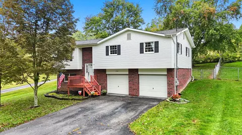 390 Wallace Pike Bristol Va 24202, Bristol, VA 24202