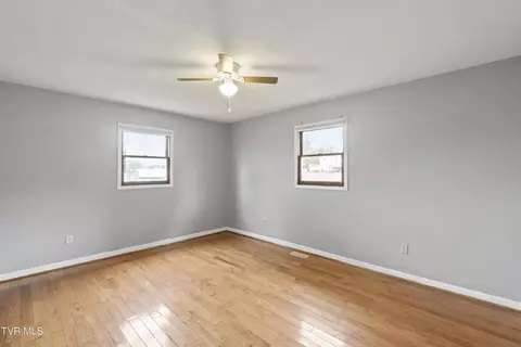 Bedroom - 2851 Hwy 107 Chuckey Tn 37641, Chuckey, TN 37641 photo 1 of 5