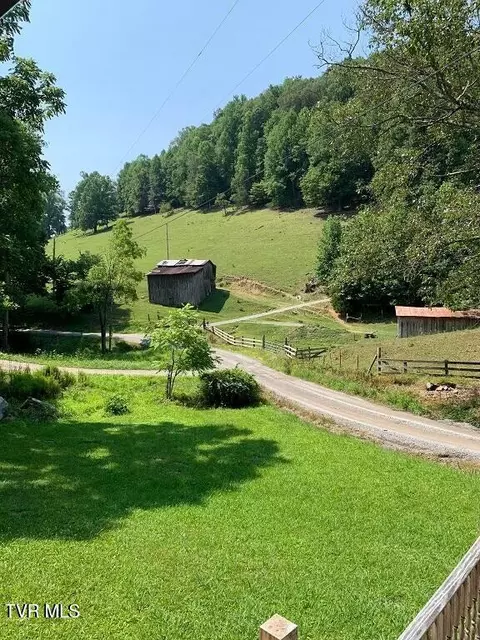 Exterior - 598 Hortons Summit Road Duffield Va 24244, Duffield, VA 24244 photo 5 of 6