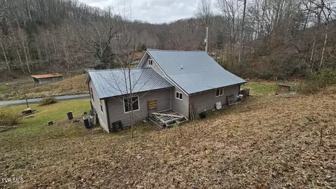 Exterior - 598 Hortons Summit Road Duffield Va 24244, Duffield, VA 24244 photo 2 of 6