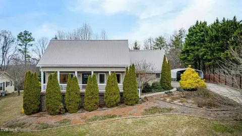 355 Huckleberry Road Bluff City Tn 37618, Bluff City, TN 37618