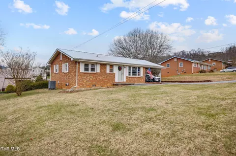 1504 Squibb Drive Johnson City Tn 37601, Johnson City, TN 37601 photo 2
