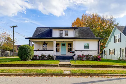 909 Poplar Street Kingsport Tn 37660, Kingsport, TN 37660
