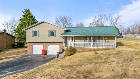 262 Sunny Slopes Drive Jonesborough Tn 37659, Jonesborough, TN 37659