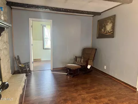 Living - 208 Sycamore Street Erwin Tn 37650, Erwin, TN 37650 photo 1 of 2