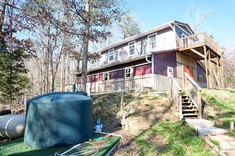 Exterior - 2087 Fodderstack Mountain Loop Greeneville Tn 37745, Greeneville, TN 37745 photo 14 of 16