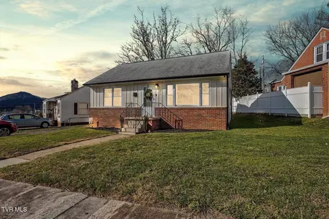 209 Tennessee Street Kingsport Tn 37660, Kingsport, TN 37660