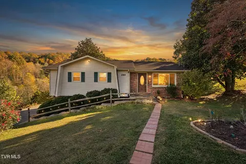 289 Brookside Lane Bluff City Tn 37618, Bluff City, TN 37618