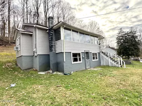 30 E Albemarle Street Big Stone Gap Va 24219, Big Stone Gap, VA 24219