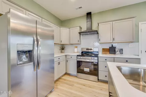 Kitchen - 166 Ebenezer Road Chuckey Tn 37641, Chuckey, TN 37641 photo 3 of 3