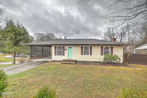2001 Indian Ridge Road Johnson City Tn 37604, Johnson City, TN 37604