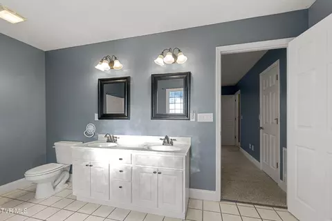 Bath - 32 Capri Drive Greeneville Tn 37745, Greeneville, TN 37745 photo 7 of 7