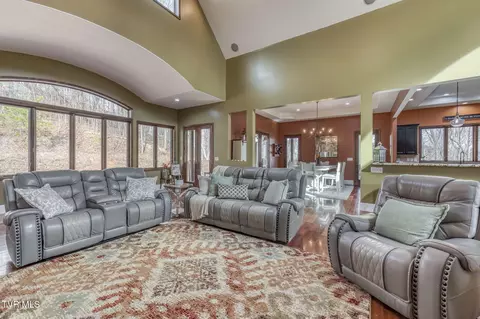 Living - 520 Highway 93 Fall Branch Tn 37656, Fall Branch, TN 37656 photo 2 of 5