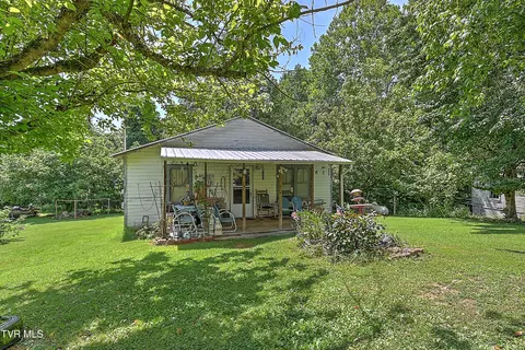 135 Old Adams Chapel Road Blountville Tn 37617, Blountville, TN 37617