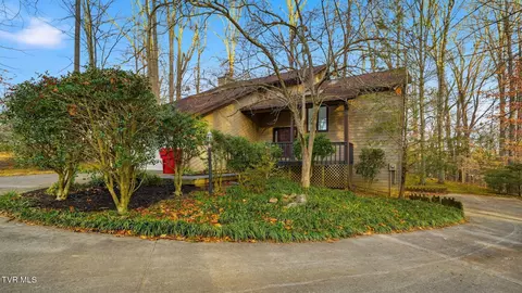8 Red Fern Circle Johnson City Tn 37604, Johnson City, TN 37604