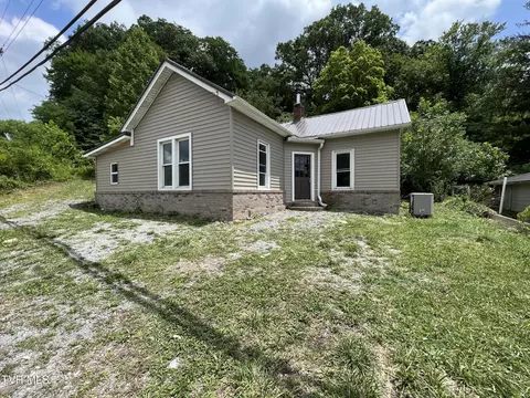 620 E Gilley Avenue Big Stone Gap Va 24219, Big Stone Gap, VA 24219