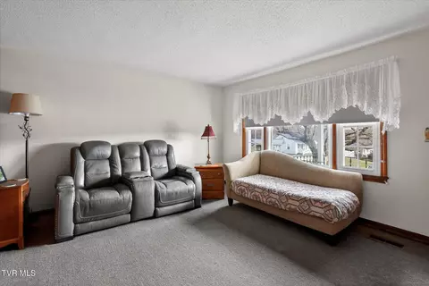 200 Keith Road Bristol Tn 37620, Bristol, TN 37620 photo 2