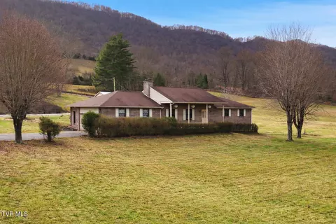 186 Kelly Coomer Road Big Stone Gap Va 24219, Big Stone Gap, VA 24219