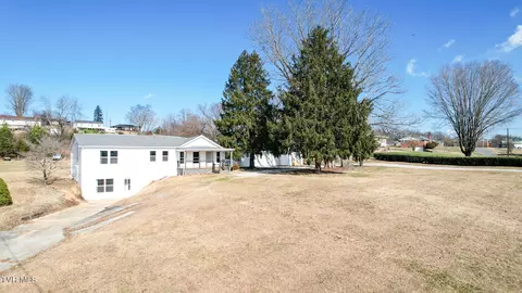152 Hemlock Street Mount Carmel Tn 37645, Mount Carmel, TN 37645
