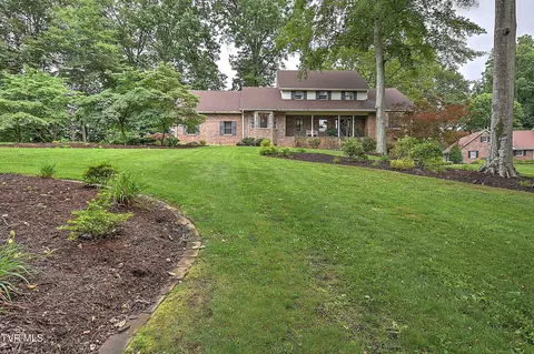 1239 Olde Oaks Drive Gray Tn 37615, Gray, TN 37615