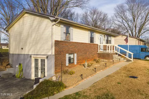 1144 Cherry Blossom Lane Talbott Tn 37877, Talbott, TN 37877 photo 4