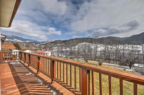 Exterior - 839 Corn Valley Road Honaker Va 24260, Honaker, VA 24260 photo 5 of 16