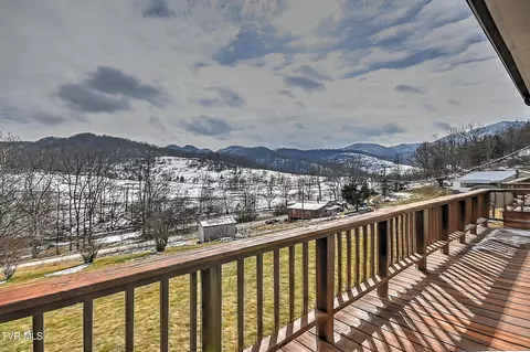 Exterior - 839 Corn Valley Road Honaker Va 24260, Honaker, VA 24260 photo 8 of 16