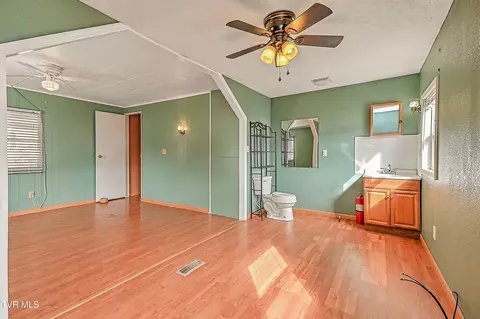 Living - 839 Corn Valley Road Honaker Va 24260, Honaker, VA 24260 photo 8 of 9