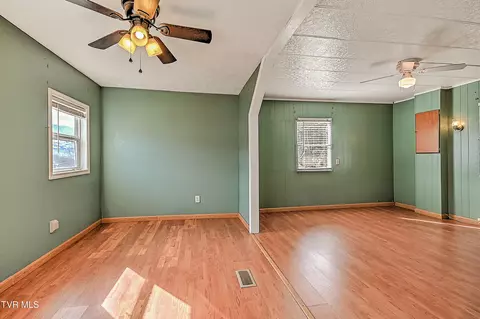 Living - 839 Corn Valley Road Honaker Va 24260, Honaker, VA 24260 photo 9 of 9
