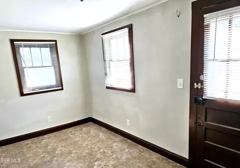 1206 E Myrtle Avenue Johnson City Tn 37601, Johnson City, TN 37601 photo 8