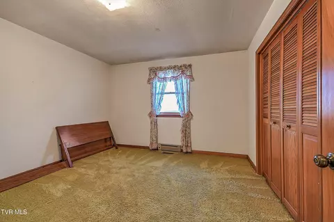 Bedroom - 461 Kincheloe Road Fall Branch Tn 37656, Fall Branch, TN 37656 photo 2 of 11