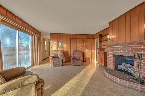 Living - 461 Kincheloe Road Fall Branch Tn 37656, Fall Branch, TN 37656 photo 7 of 8