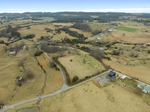 View/Area - 461 Kincheloe Road Fall Branch Tn 37656, Fall Branch, TN 37656 photo 5 of 17