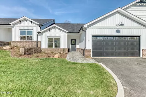 106 Klm Drive 16 Johnson City Tn 37615, Johnson City, TN 37615