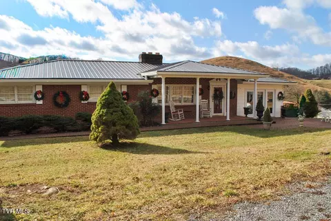 8857 Redbud Highway Honaker Va 24260, Honaker, VA 24260