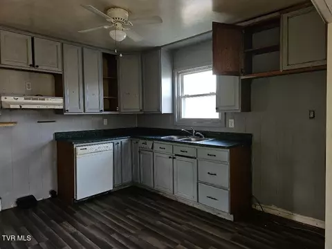 Kitchen - 34520 Fleet Road Glade Spring Va 24340, Glade Spring, VA 24340 photo 1 of 3