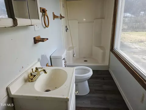 Bath - 34520 Fleet Road Glade Spring Va 24340, Glade Spring, VA 24340 photo 1 of 3