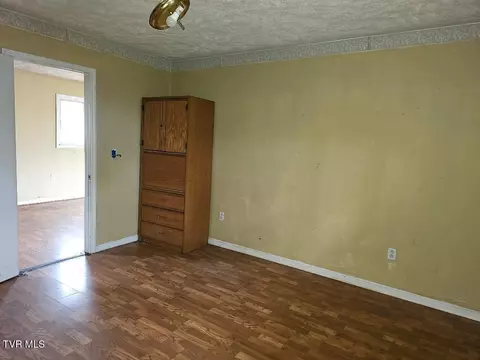 Bedroom - 34520 Fleet Road Glade Spring Va 24340, Glade Spring, VA 24340 photo 3 of 3