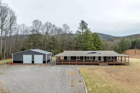 3146 Divide Road Mountain City Tn 37683, Mountain City, TN 37683